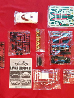 Fujimi Lancia Stratos HF 1976 1/20 Model Kit (Safari / Monte Carlo)