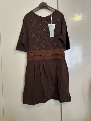 Brown dress new, size L/XL, elastic fabric