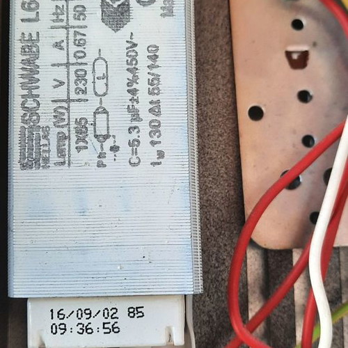 Linear ceiling lights used, pack of 3, Kalflex with Schwabe ballast