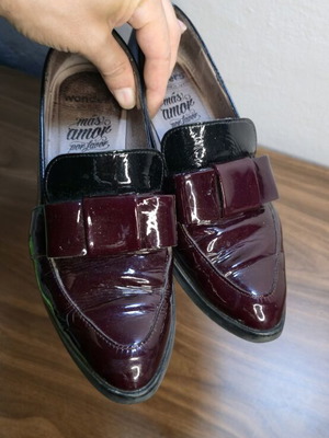 Wonders patent leather loafers size 37 like new, burgundy and black