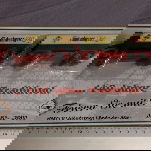 Φορτηγό αντίκα διαφημιστικό μπύρας καινούργιο, κατάλληλο για μακέτες