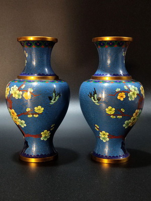 Cloisonné vases like new, 24cm height, pair