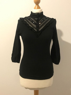 Zara cotton blouse with tulle and decorative collar, new