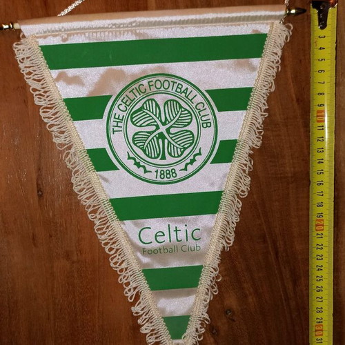 Celtic banner like new with quality materials