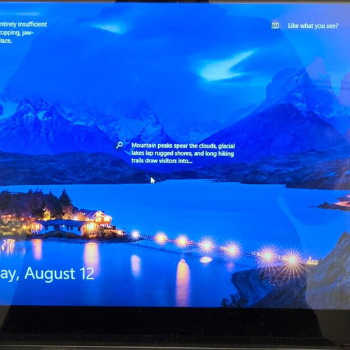 Lenovo Miix 320 2-in-1 Tablet Detachable Keyboard 2GB RAM 32GB Storage