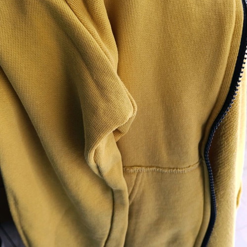 Benetton yellow jacket for 10 years like new