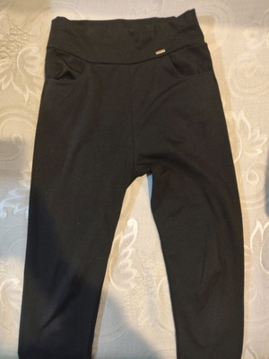 Black leggings medium used