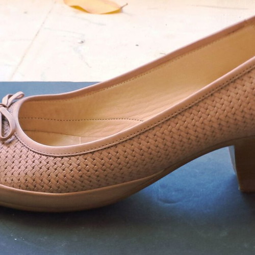Bournazos women's pumps, beige, size 40