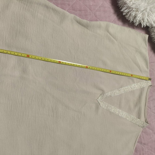 Women's blouse beige, like new, size M