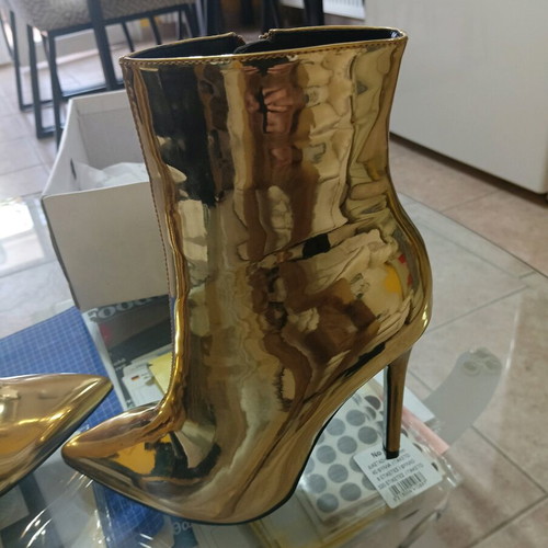 Super Mode ankle boots new, gold patent leather, size 36