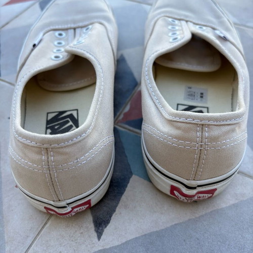 Vans beige size 38 like new without laces