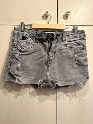 Pull & Bear men's shorts size M like new, gray