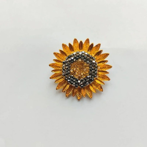 Sunflower Brooch new, yellow and gold, 4 cm diameter