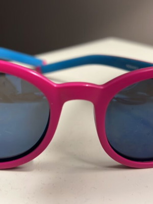 Παιδικά γυαλιά ήλιου Nanovista σαν καινούργια, ματ φούξια με μπλε φακούς