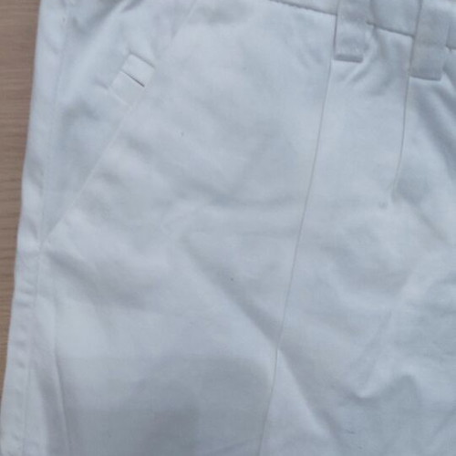 Paranoia shorts medium, like new, white with cuffs