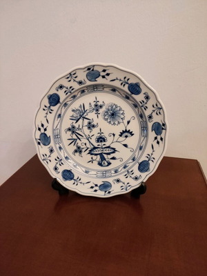 Порцеланово плато Meissen Blue Onion като ново