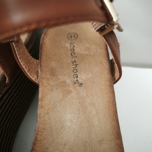 Flatform sandals Ideal Shoes like new, size 41, blue and brown