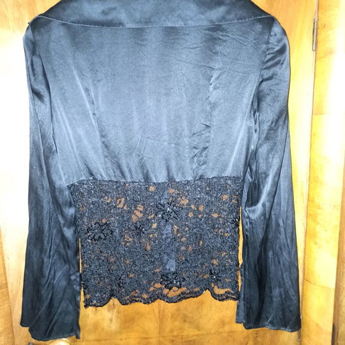 Raxevsky exclusive women's shirt black with lace satin like new, size large