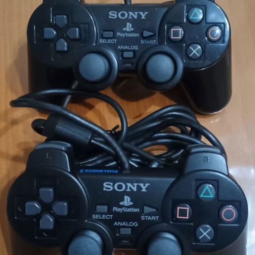 Sony Dualshock 2 PS2 controllers, pack of 2