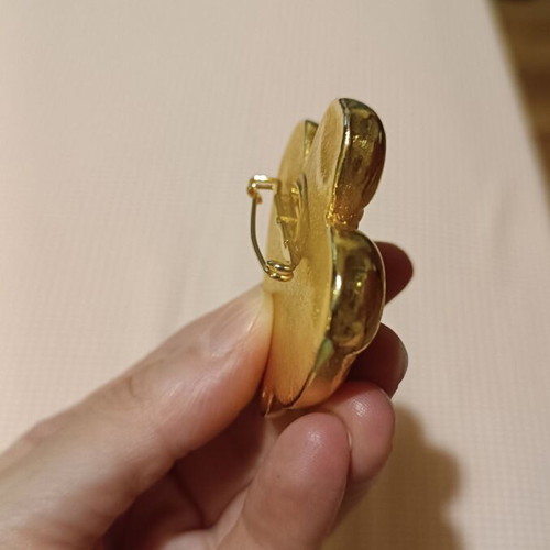 Pin used, in very good condition