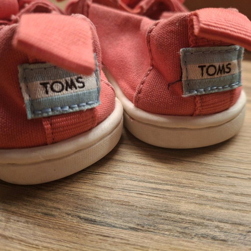 Toms kids espadrilles like new, 2 sizes, pink