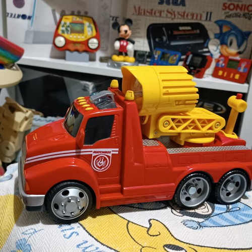 Matchbox fire trucks used, 2001-2003, sound and light functions