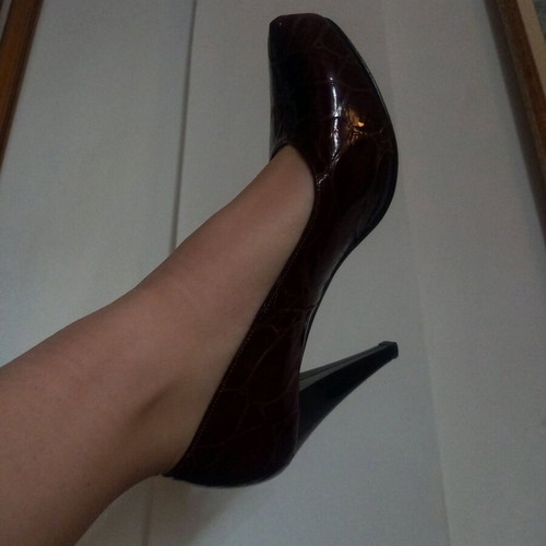 Bordo leather/patent pumps like new, size 37
