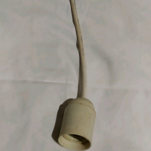 Lamp socket length 0.24 cm like new