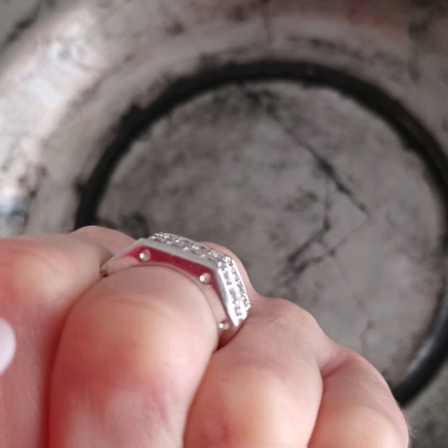 Silver ring 925 with zircon new, size 51-52