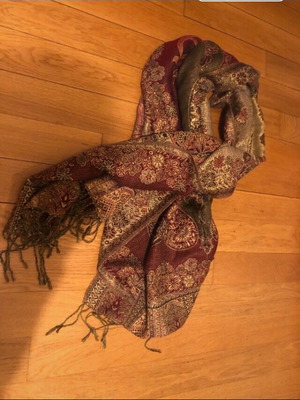 Vintage women's scarf like new, gold-red with oriental style