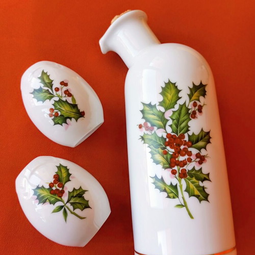 Oil and Salt and Pepper Set Christmas porcelain new, German