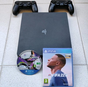 PlayStation 4 slim - 1 TB