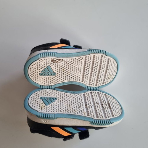 Adidas children's sports shoes used, size 21, velcro