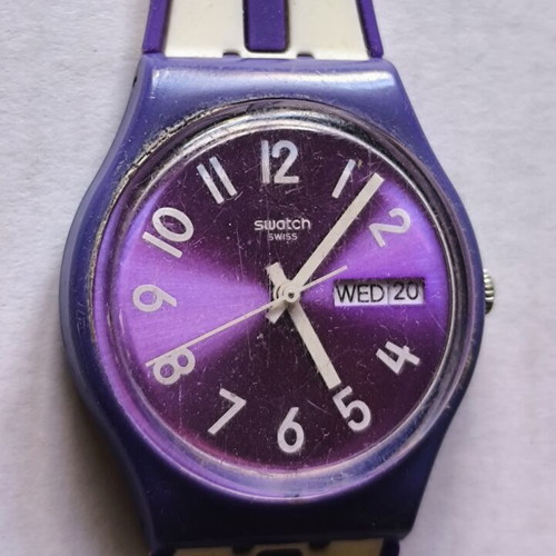 Swatch Nuora Gelso GV701 watch used, purple and white
