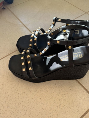Black platform sandals like new with gold pyramid studs