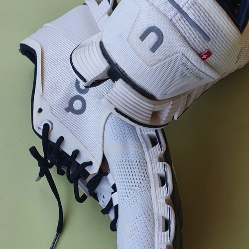 Sneakers size 42 used, white