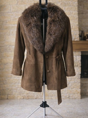 KO & KO women's suede jacket brown like new from Kastoria