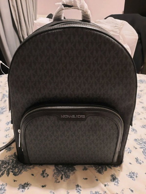 Michael Kors Jaycee black backpack new with tag