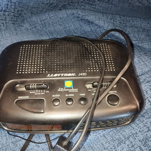 Radio used with power or batteries