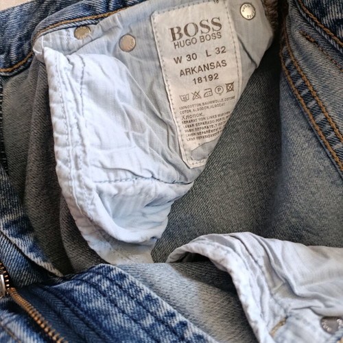Men's Pants Hugo Boss pack of 2, like new, brown corduroy and blue denim