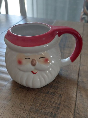Mug Christmas theme Father Christmas in excellent condition
