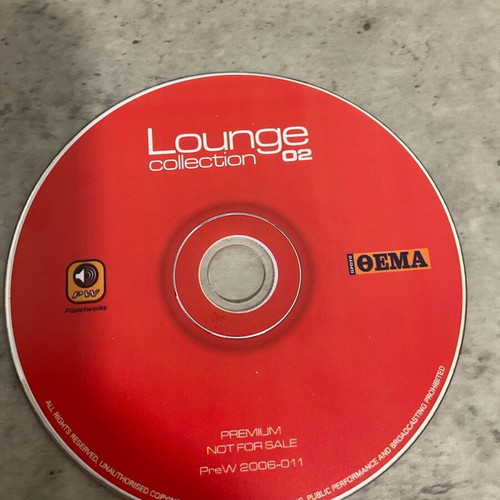 Cd Lounge Collection 02 like new