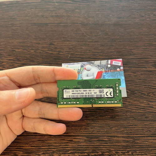 SK Hynix 8GB DDR4 2666MHz SO-DIMM laptop RAM like new