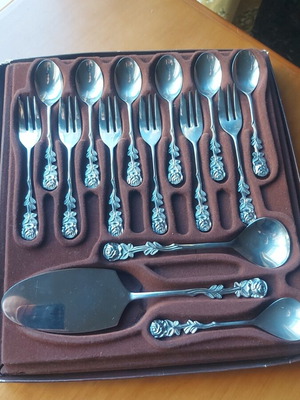 Cake Pasta Set New in Box