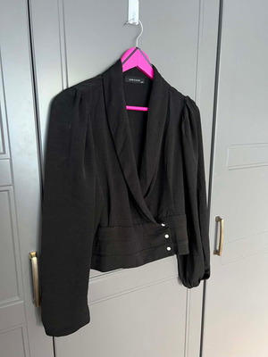 Black blouse with buttons, high waist XXL, LC Waikiki