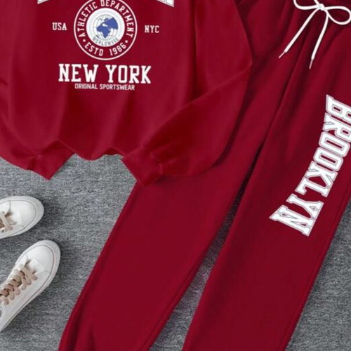 Sportswear tracksuit new, size XL
