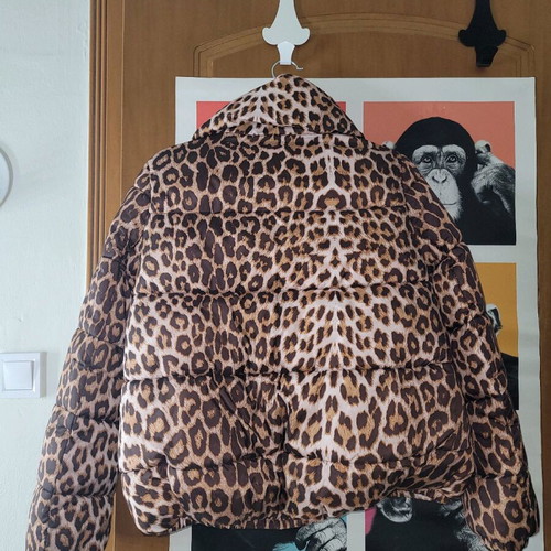 Leopard jacket like new, size L slim fit