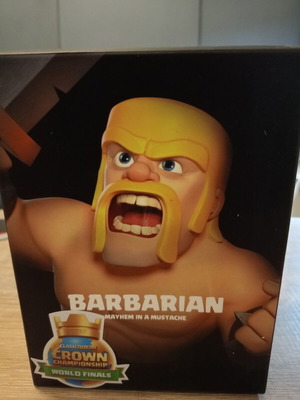 Gold Barbarian figure Clash Royale new sealed