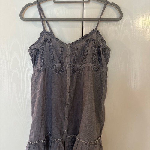 Tank top size medium with buttons