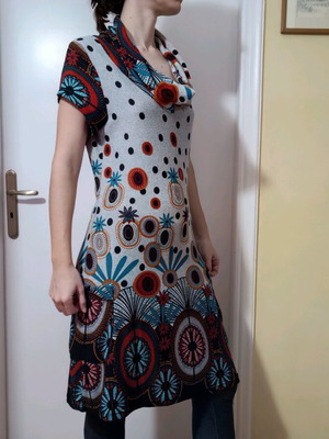 Raxevsky winter y2k dress like new, floral gray size M-L